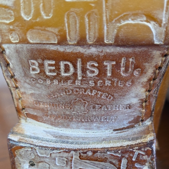 Bed Stu Distressed Leather Boots, SZ 6 - Picture 6 of 8